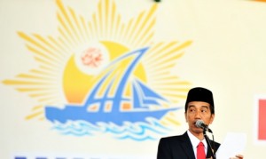 PRESIDEN HADIRI MUKTAMAR MUHAMMADIYAH. Presiden Joko Widodo menyampaikan sambutan pada pembukaan Muktamar ke-47 Muhammadiyah dan Muktamar Satu Abad Aisyiyah di Lapangan Karebosi Makassar, Sulawesi Selatan, Senin (3/8).