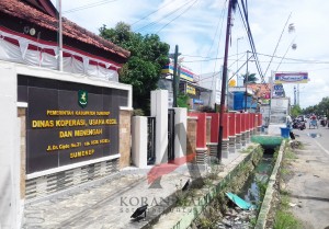 Kantor Diskop - UKM Kabupaten Sumenep. (FATHOL ALIF)