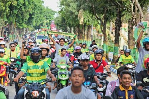 Suporter Perssu. (Januar Herwanto)