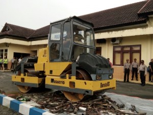 Pemusnahan barang bukti di Polres Sampang (MUHLIS)