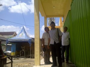 Komisi II saat melakukan sidak ke pasar Tambelangan beberapa waktu lalu. (MUHLIS)