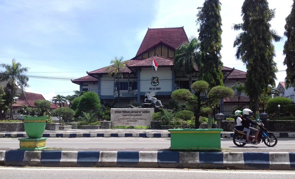 Rekomendasi Gubernur, Pembangunan Gedung Baru DPRD Bukan Prioritas