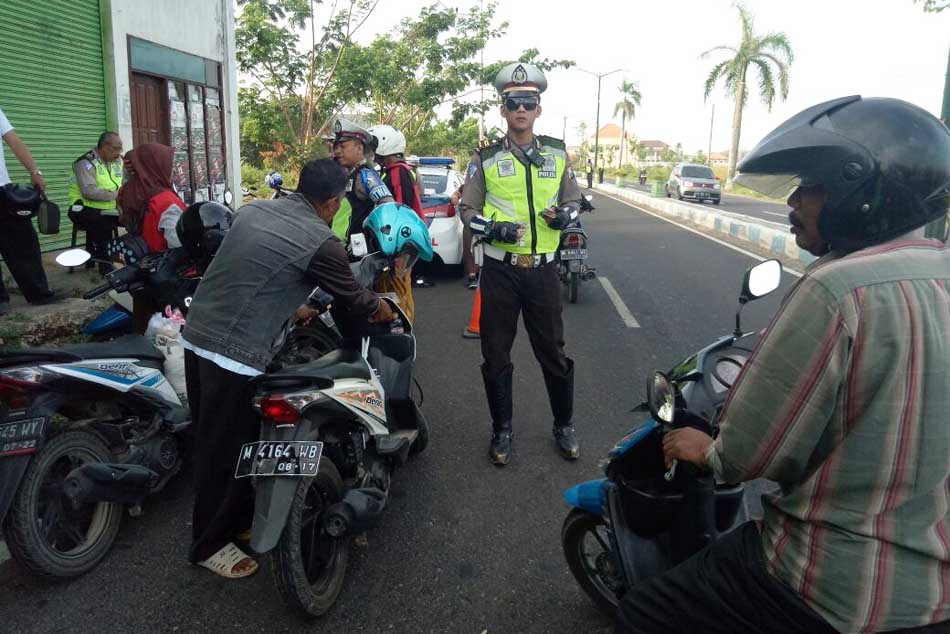 Baru Tiga Hari, Zebra Semeru telah Menjaring Ratusan Pelanggar Lalin