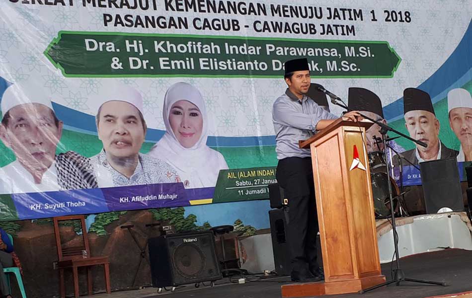 Emil Dardak Cari Dukungan di Banyuwangi