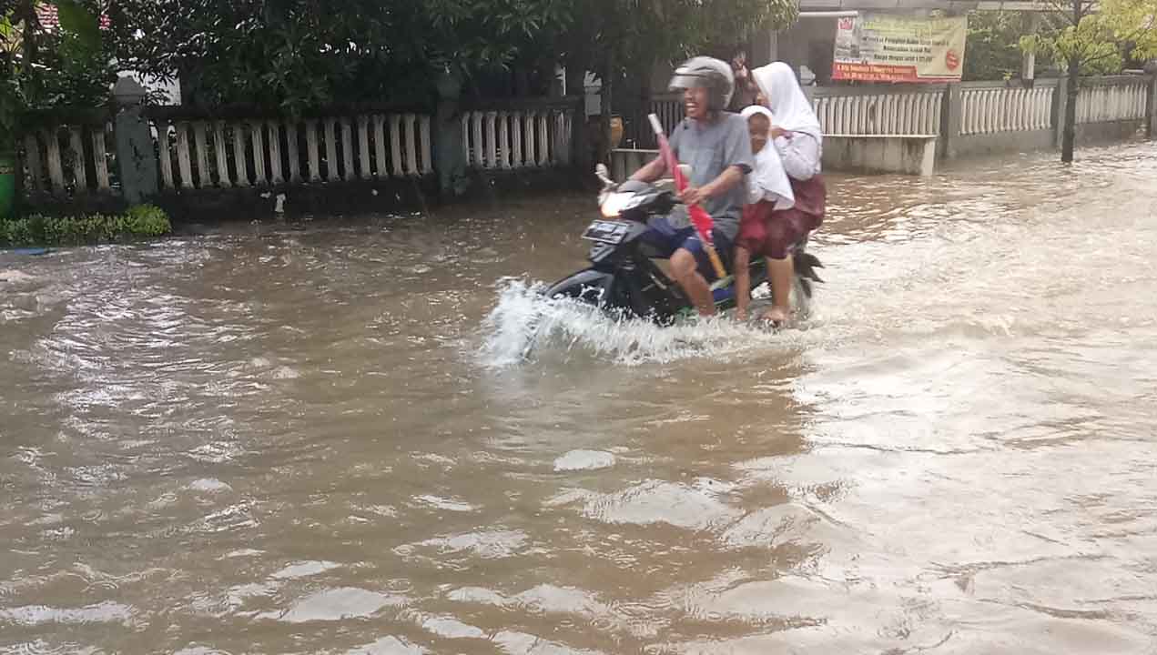 Wabup Sumenep Bersikukuh Peristiwa Kemarin bukan Banjir
