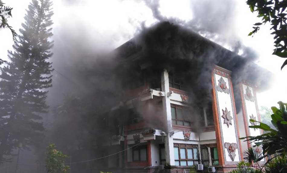 Kantor Biro Hukum ini Terbakar, Nasib Dokumen Penting Begini