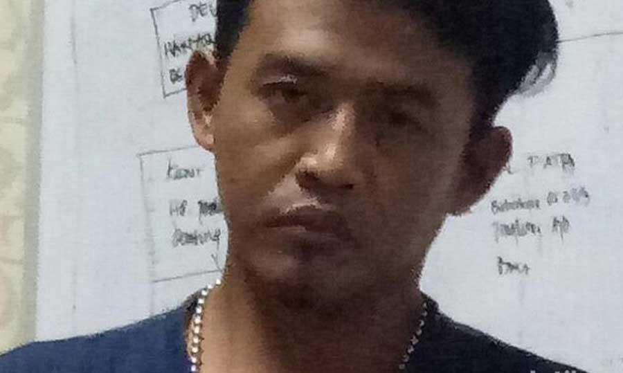 Agar Laris, Penjual Cilok Hadiahi Pembeli Nonton Film Porno