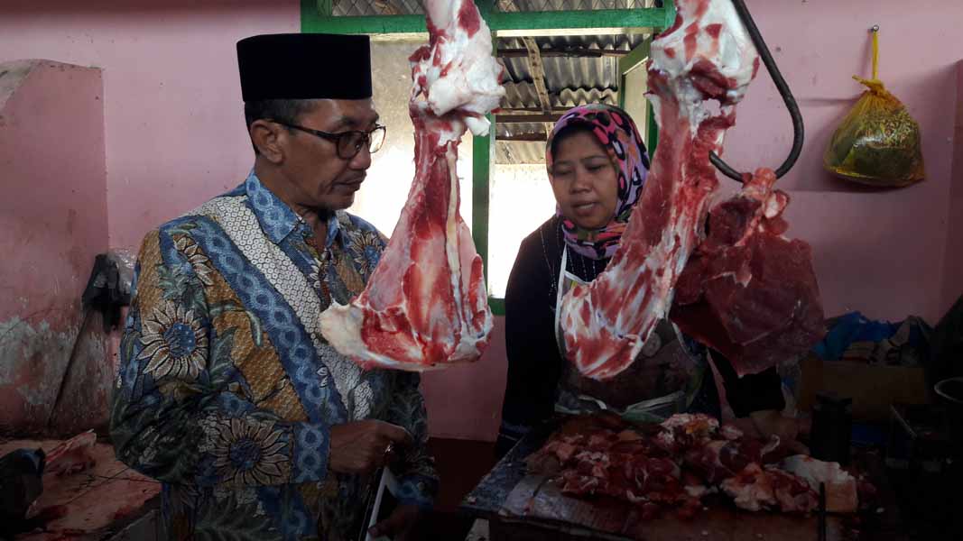 Pedagang Pasar Kolpajung Blak-Blakan Dukung Kholifah