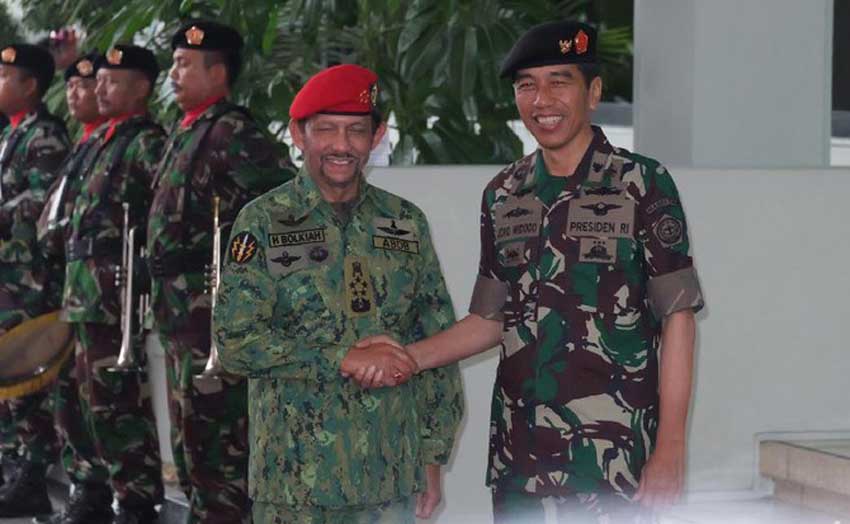 Jokowi: Brunei Sepakat Beli Senjata dan Tank dari Indonesia