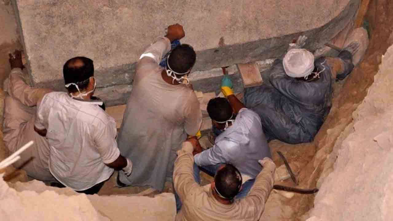 Peti Mati Misterius Zaman Firaun Dibuka, Ternyata ini Isinya