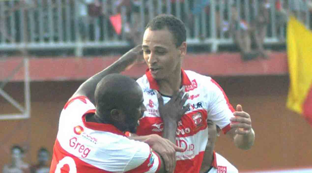 Madura United Beri Sinyal Turunkan Odemwingie saat Lawan Persela
