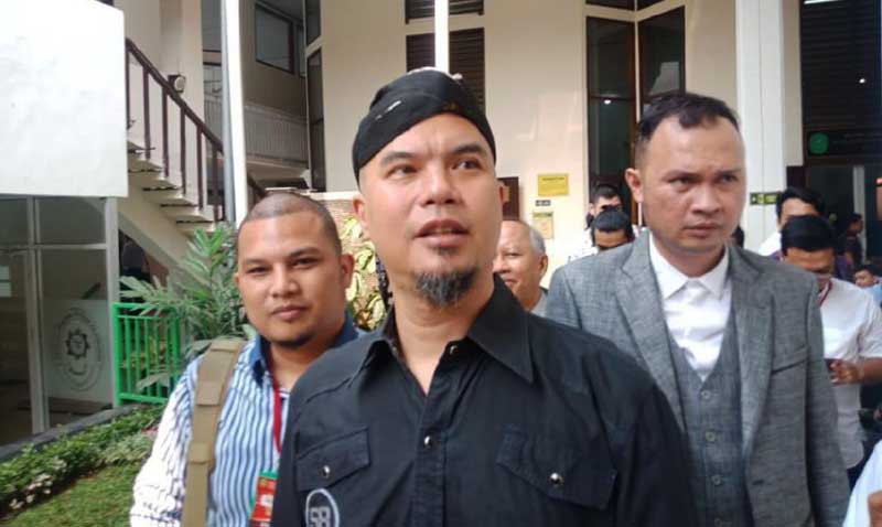 Kasihan, Ahmad Dhani Diusir dari Kampung Sendiri