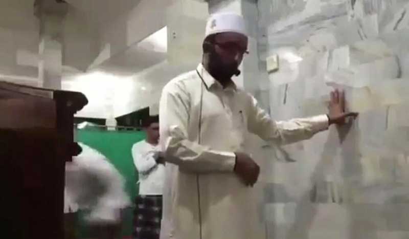 Ada Imam Khusyuk Saat Gempa, ini Jawaban MUI
