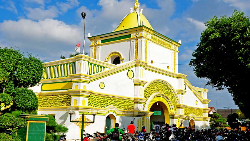 Masjid Jamik Sumenep: Simbol Kebersamaan yang Tak Pudar