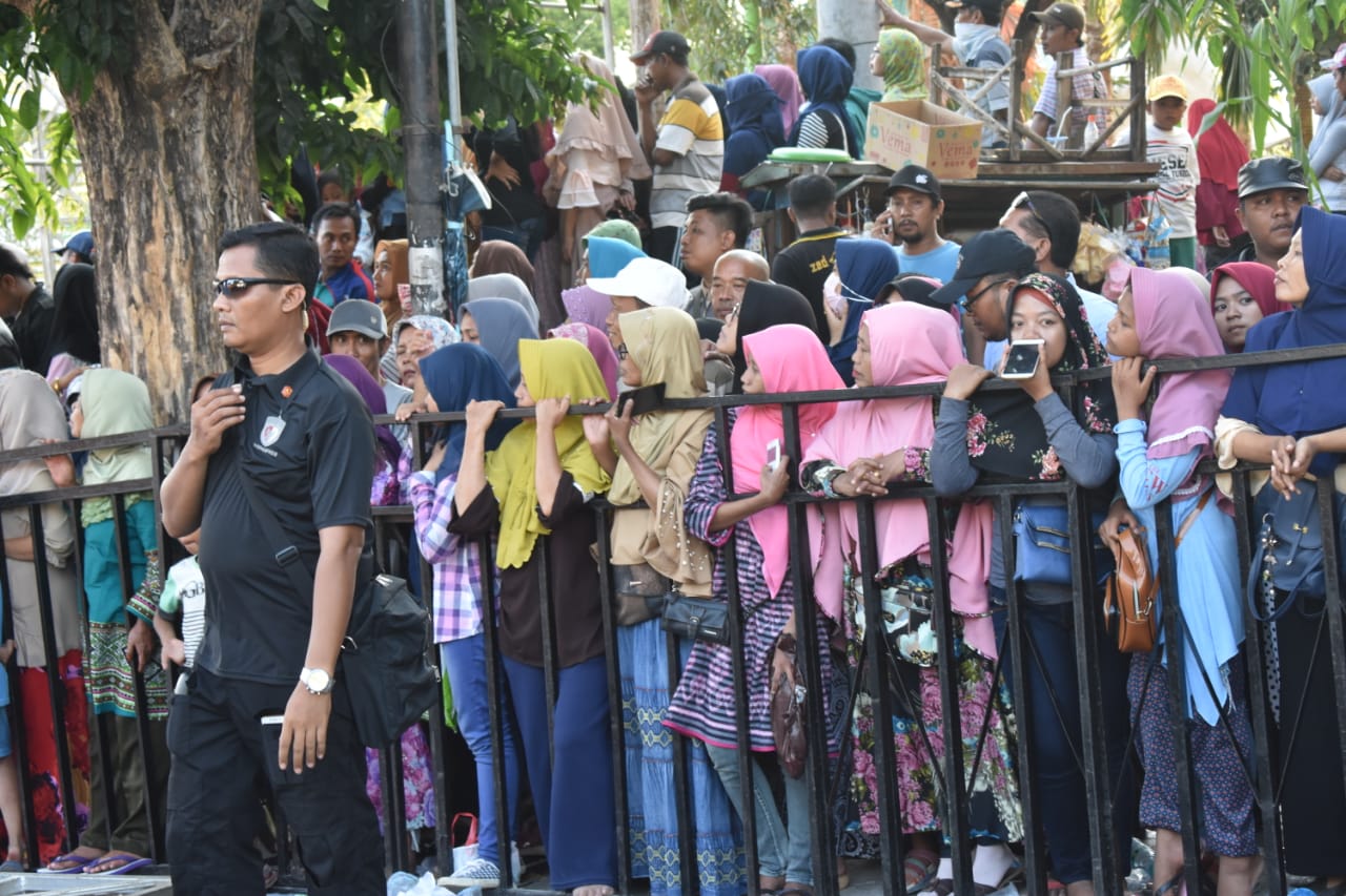 FKMA dan Antusiame Masyarakat Sambut Presiden Jokowi di Sumenep