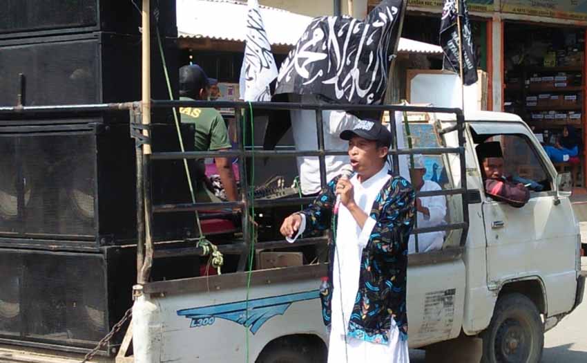 Atribut HTI Beredar di Sampang, IKA PMII: Polisi Malah Membiarkan