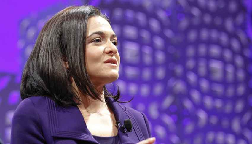 Diduga Terlibat Kampanye Hitam, Wanita Terkuat Facebook ini Diminta Mundur