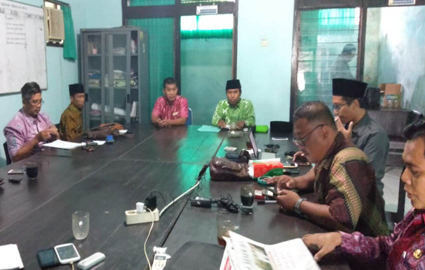 DPKS Nilai Kacab Disdik Provinsi di Sumenep Tidak Kooperatif