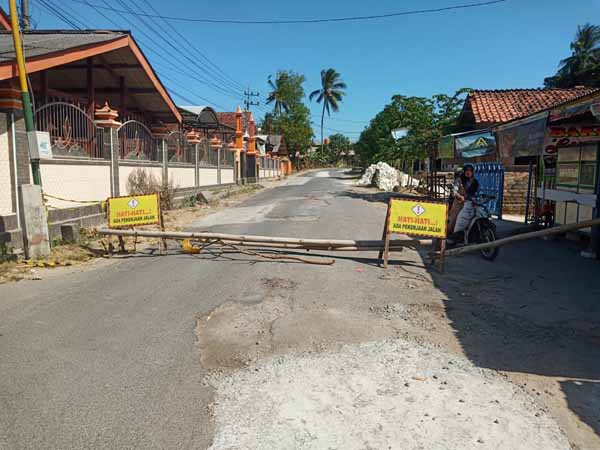 Penutupan Jalan Ketawang Laok-Jembatan Pangurai yang Diperbaiki Dikritik Komisi III
