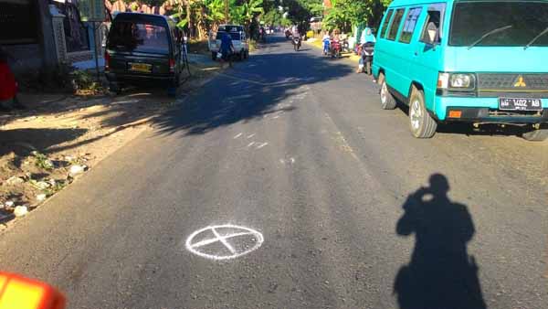 Tabrak Carry, Yamaha Vega Ringsek, Dua Petani Asal Dungkek Tewas