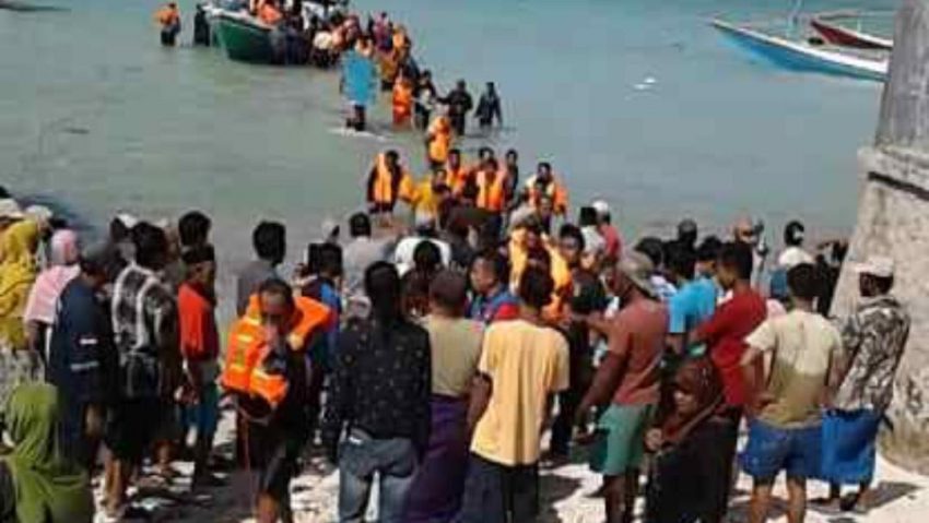 Evakuasi Kapal Terbakar di Perairan Masalembu Masih Berlangsung, belum Ada Laporan Korban Jiwa