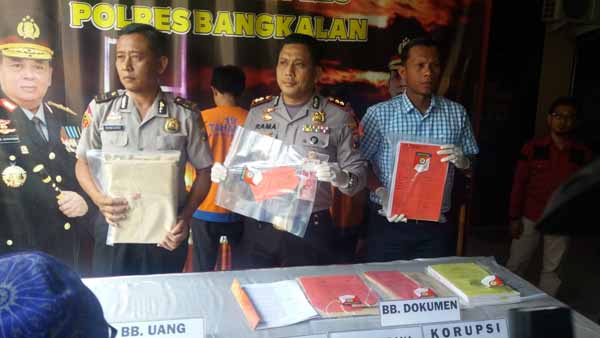 Rugikan Negara Rp 300 Juta, Polisi Ringkus Mantan Pj Kades Lerpak Bangkalan