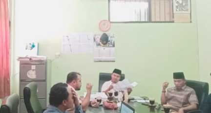 Caleg 2019 Lulus Seleksi PPK, Pemuda Guluk-Guluk Luruk Kantor KPU