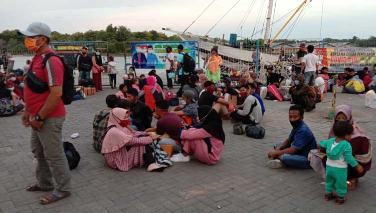 Kapal DBS I di Sumenp Masih Angkut Penumpang, Ini Alasan PT Sumekar