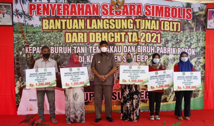 Pemkab Sumenep Salurkan BLT DBHCHT pada Ribuan Buruh