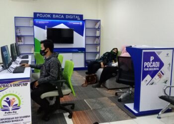 Proses Peminjaman E-Book di Rumah Pocadi Bangkalan Butuh Antre Lama