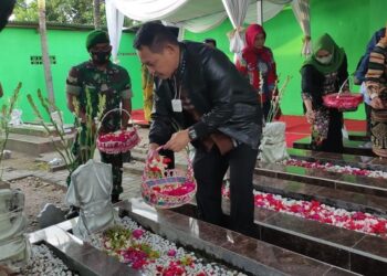 Hormati Ulama, Jenderal Dudung Izinkan Revitalisasi Makam Pendiri NU di Markas TNI AD