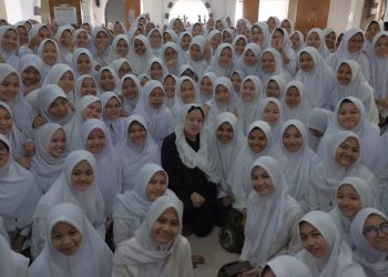 Puan Maharani Disambut Hangat Pengurus Ponpes Mahasina Darul Qur’an wal Hadits