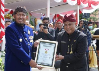 Desa Aeng Tongtong Pecahkan Rekor MURI