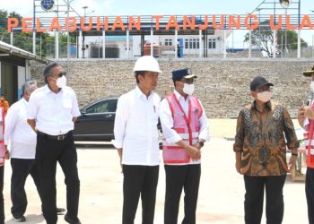 Jokowi di Tanjung Ular
