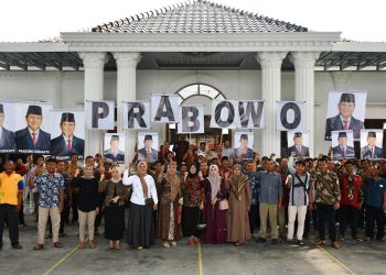 Ratusan Tokoh Masyarakat Ponorogo Deklarasi Dukungan untuk Prabowo Subianto Jadi Capres