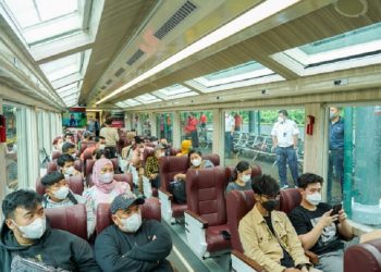Kereta Panoramic milik PT Kereta Api Indonesia