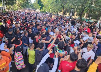 Sapa Warga Bandung, Ganjar Pranowo Disambut Meriah
