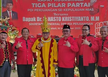 Hasto Kristiyanto Konsolidasi PDI Perjuangan di Nias