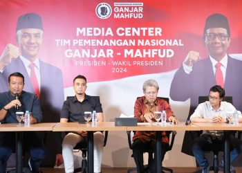 Todung Mulya Lubis: MKMK Bisa Berhentikan Ketua MK dengan Tidak Hormat
