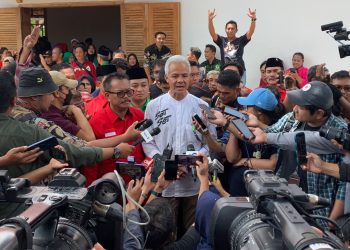 Ganjar Desak Penyelenggara Pemilu Kerja Profesional