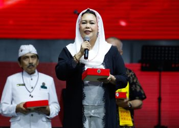 TPN Ganjar-Mahfud Anugerahi Penghargaan “Tokoh Pembawa Damai Indonesia” kepada Tokoh Lintas Agama