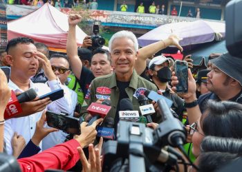 Ganjar Pranowo Temukan Bahan Debat dari Blusukan