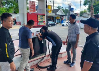 Jelang Masa Mudik, Satreskrim Polres Sumenep Sidak Tiga SPBU Antisipasi Kecurangan Pengisian BBM