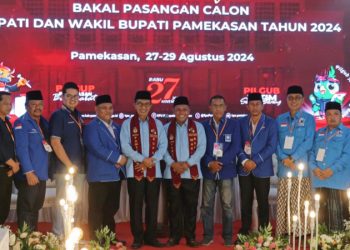 Pasangan ‘Kharisma’ Resmi Daftar ke KPU Pamekasan, Siap Bawa Perubahan untuk Pamekasan