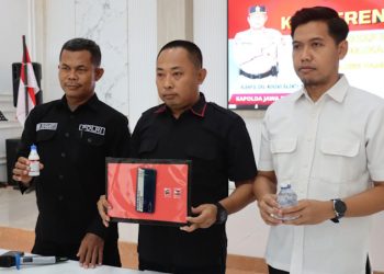 Asyik Nyabu di Rumahnya, Warga Pamekasan Ditangkap