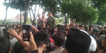 Wabup Sampang Janji Kawal Tuntutan Massa Soal Pilkades 2026 yang Sempat Memanas