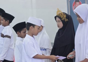 Siswa FIES Sumenep Santuni Anak Yatim dari Celengan Sedekah Ramadan